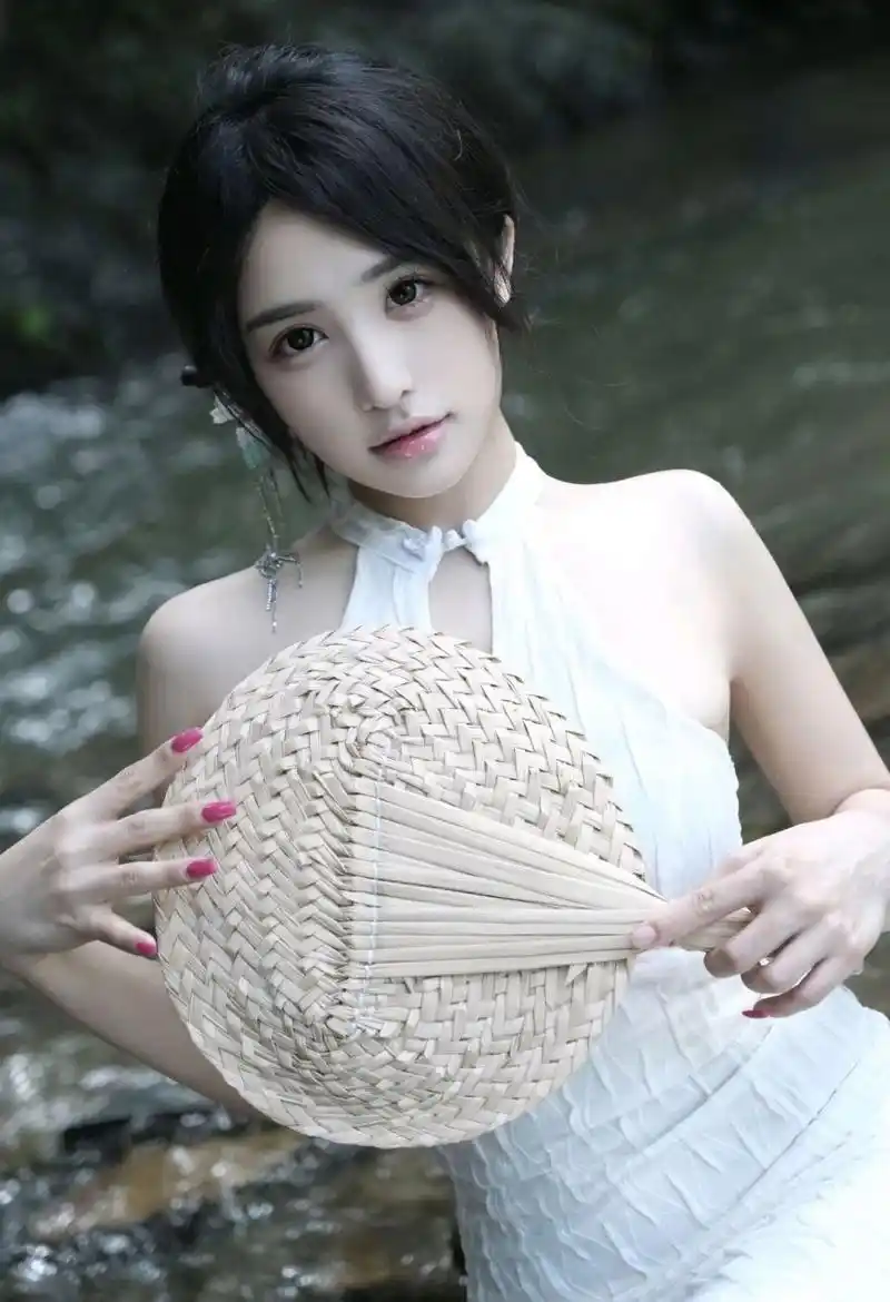 漫长的季节 封面